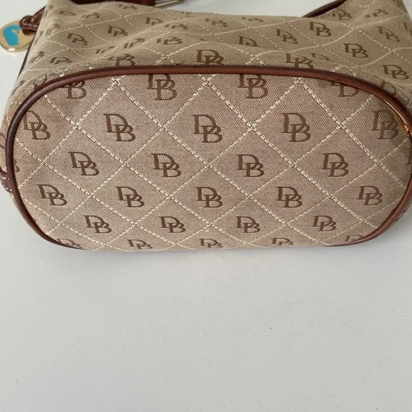 Y2K Dooney & Bourke Signature Canvas Small Tan Hobo BagMonogram Shoulder Bag - Picture 7 of 9